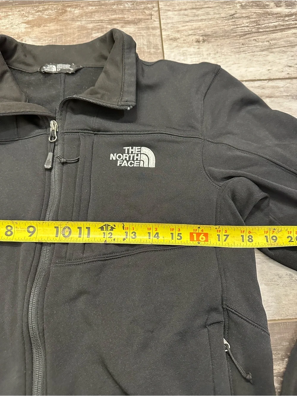 The North Face Men's Black Full-Zip Jacket